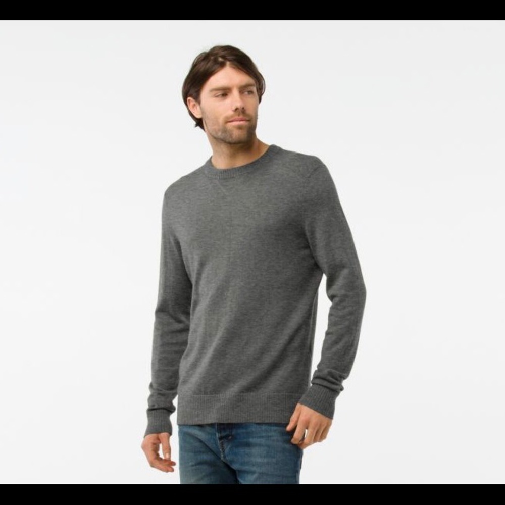 NWT MENS SMARTWOOL SWEATER